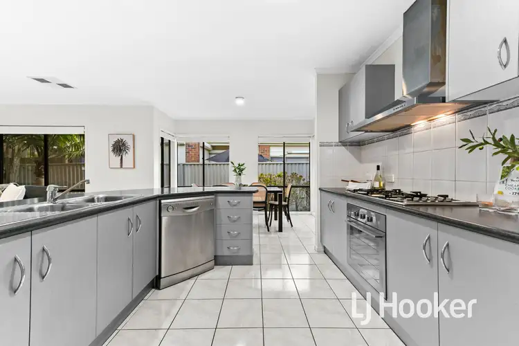 Fifth view of Homely house listing, 8 Oaklands Way, Pakenham VIC 3810