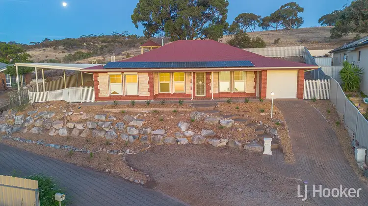 15 Cambridge Terrace, Hillbank SA 5112