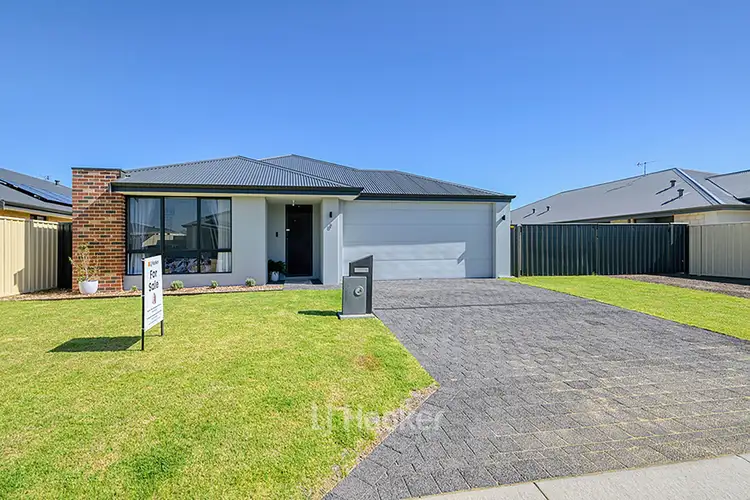Second view of Homely house listing, 8 Kenworthy Approach, Australind WA 6233