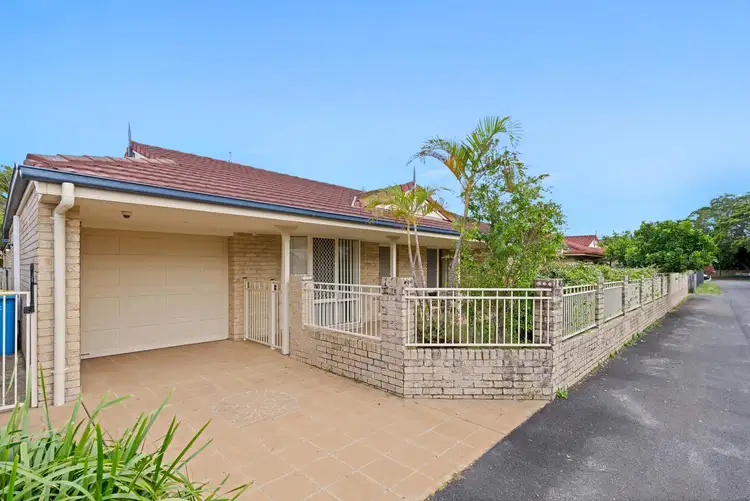 2/47 Martin Street