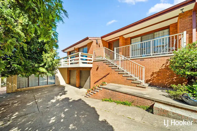 10 Callaghan Street