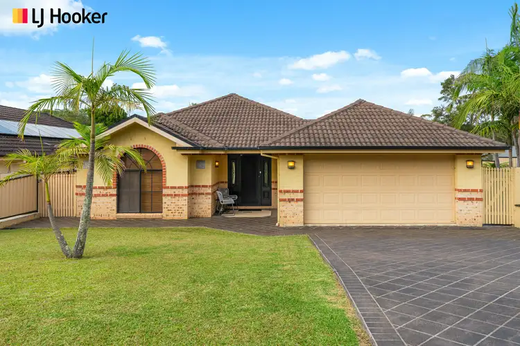 16 Stott Crescent, Callala Bay NSW 2540