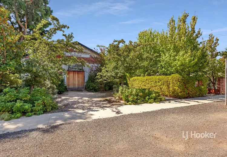 16 Bank Street, Avenel VIC 3664