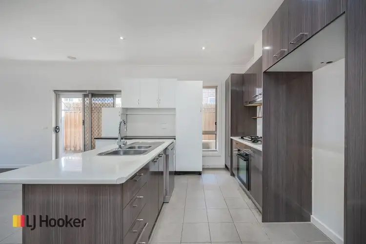 Fifth view of Homely house listing, 18 Sanctuary Circuit, Beveridge VIC 3753