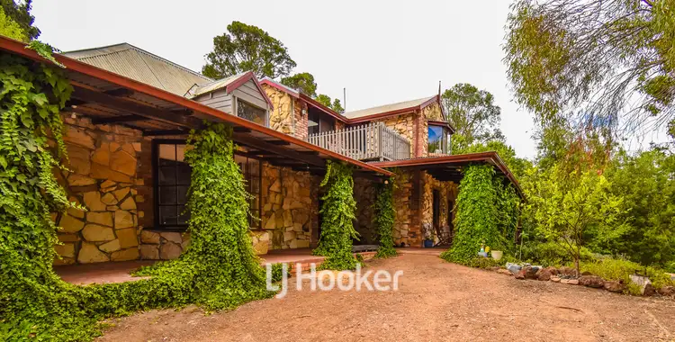 11 West Blackwood Terrace, Bridgetown WA 6255