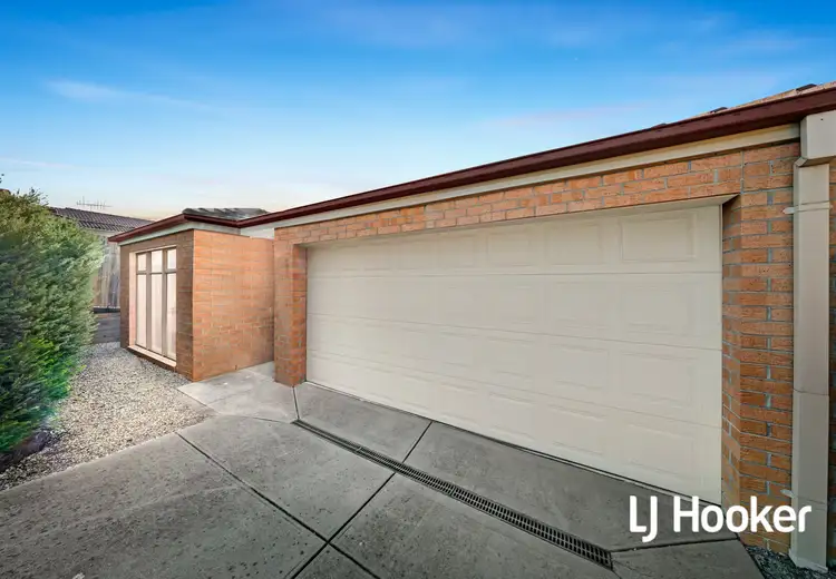 Third view of Homely house listing, 85 Siena Ridge, Hidden Valley VIC 3756