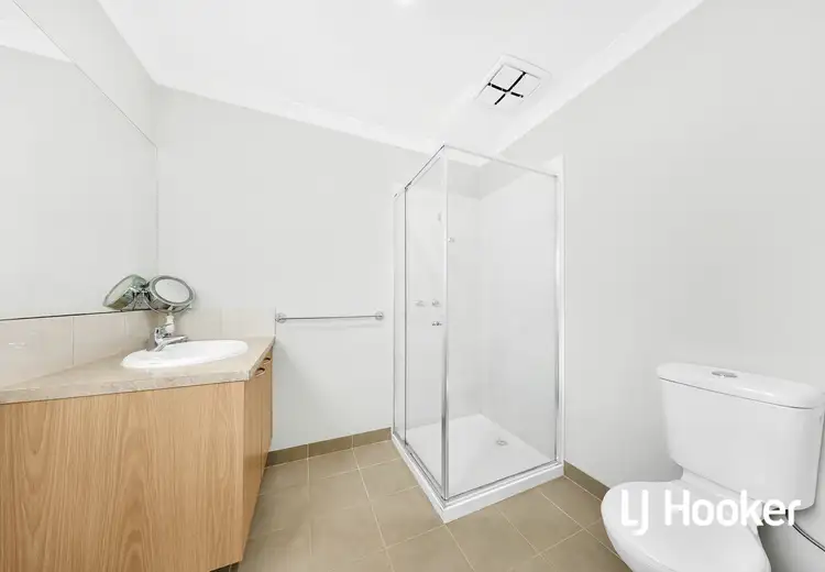 Fifth view of Homely house listing, 85 Siena Ridge, Hidden Valley VIC 3756