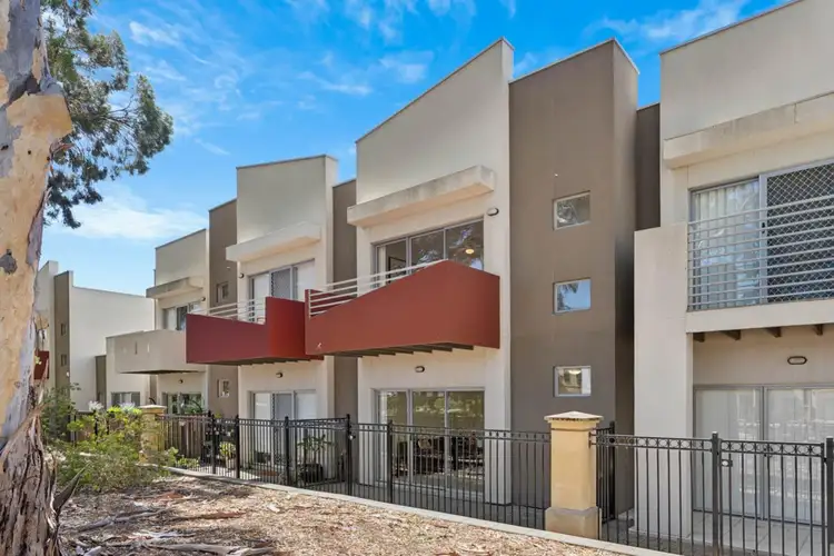 3/55 Grasswren Way, Mawson Lakes SA 5095