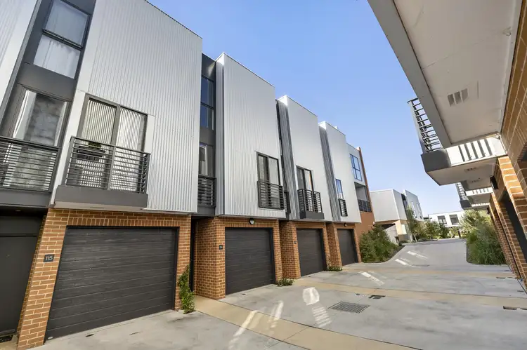 114/2 Woodberry Avenue, Coombs ACT 2611