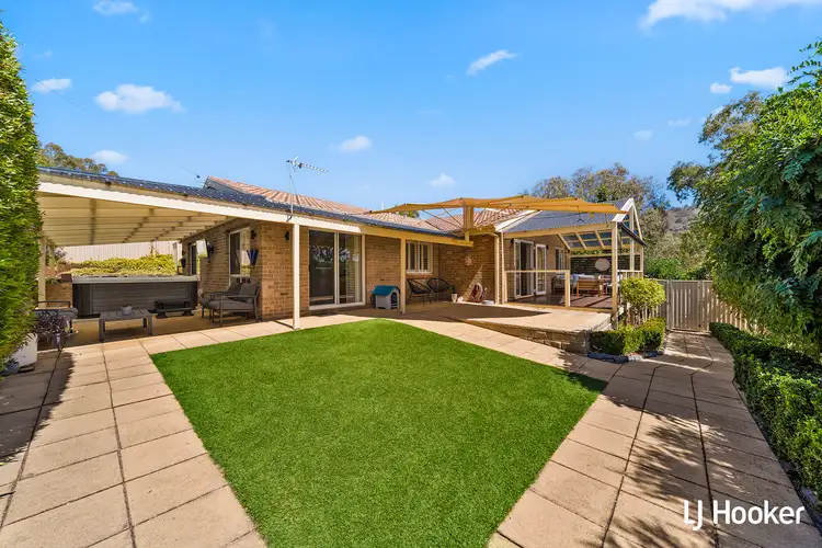 11 Fairley Crescent, Theodore ACT 2905