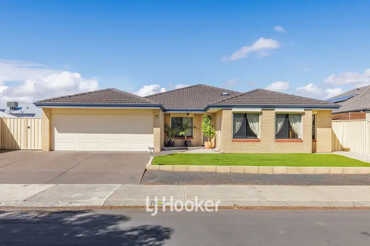 9 Snakewood Bend