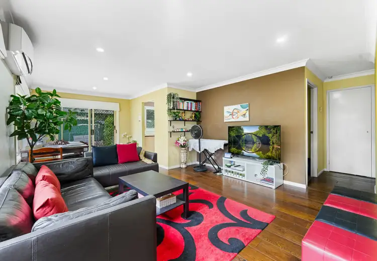 Fourth view of Homely house listing, 7 Poppy Place, Macquarie Fields NSW 2564