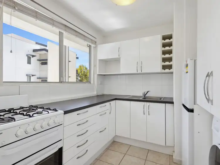 Fourth view of Homely unit listing, 504/130A Mounts Bay Road, Perth WA 6000