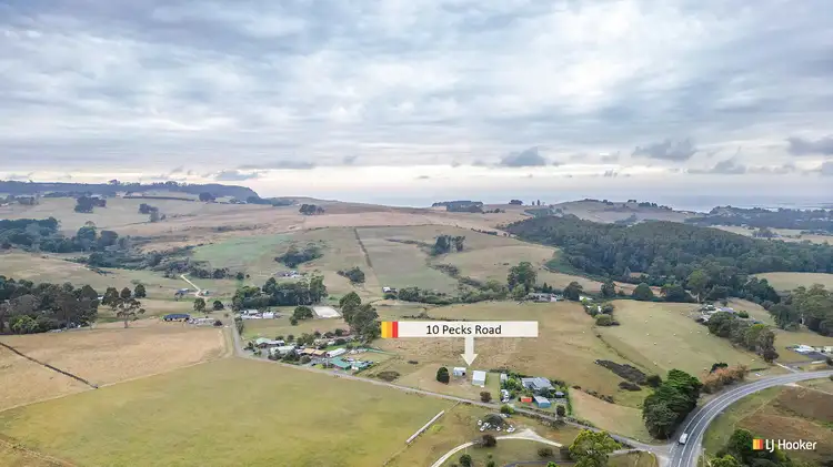 10 Pecks Road, Wynyard TAS 7325