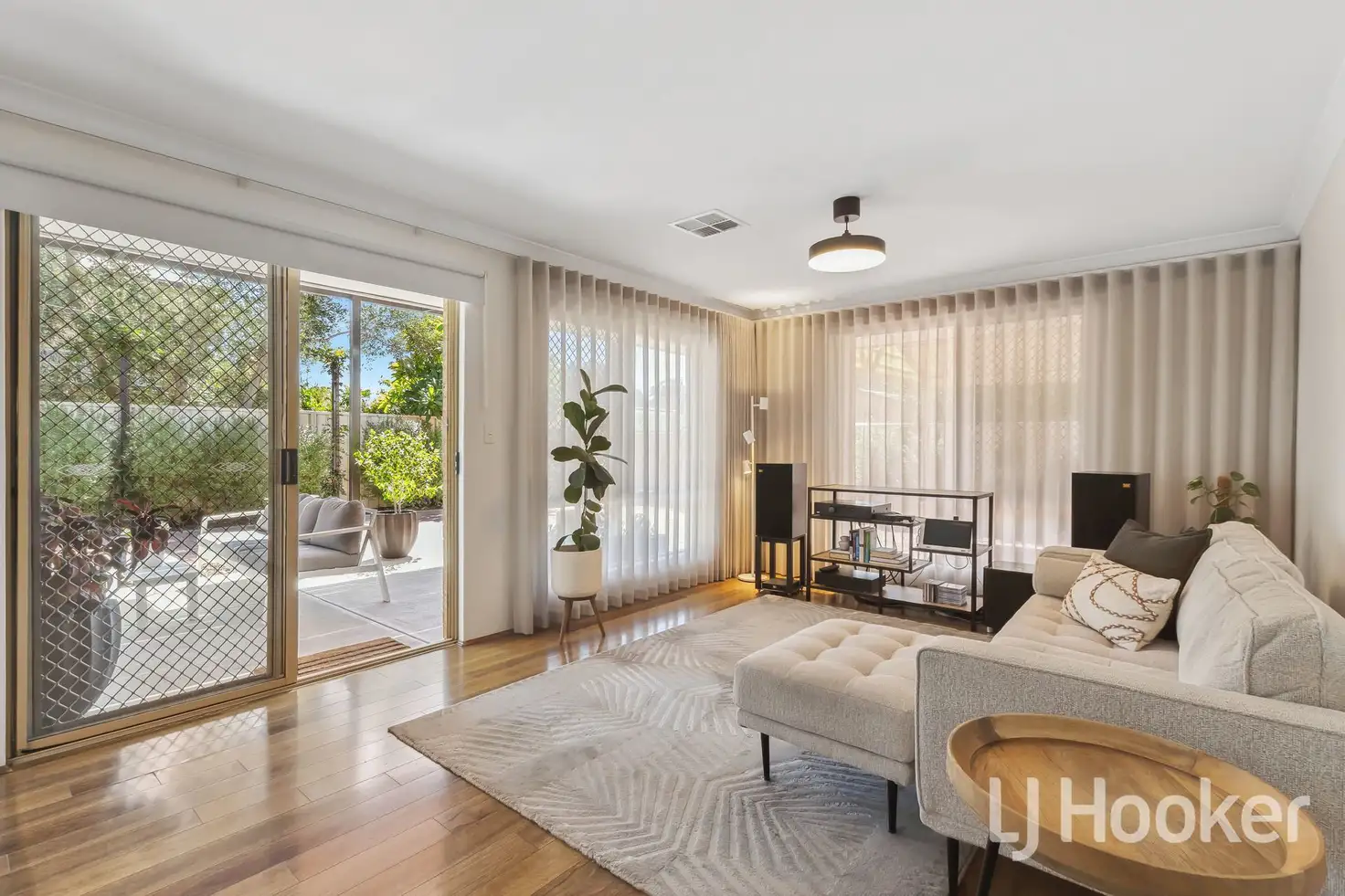 Main view of Homely house listing, 5/22 Tuckett Street, Carlisle WA 6101