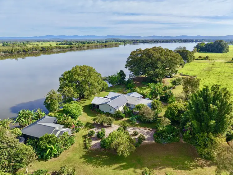 38 Allan Lane, Oxley Island NSW 2430
