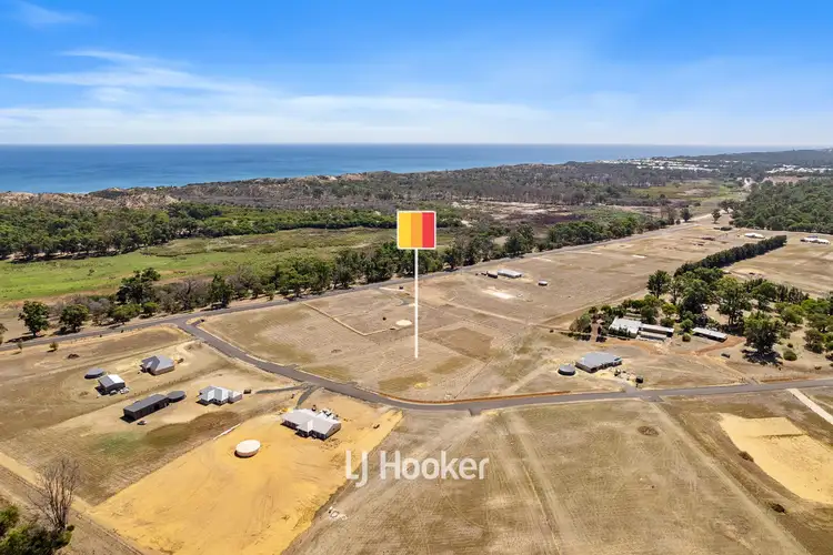 114 Acreage Boulevard