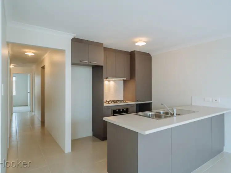 42/12 Loder Way, South Guildford WA 6055