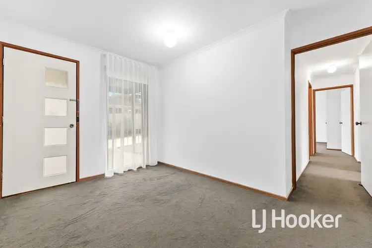 Fifth view of Homely unit listing, 1/9 Strathavan Drive, Berwick VIC 3806