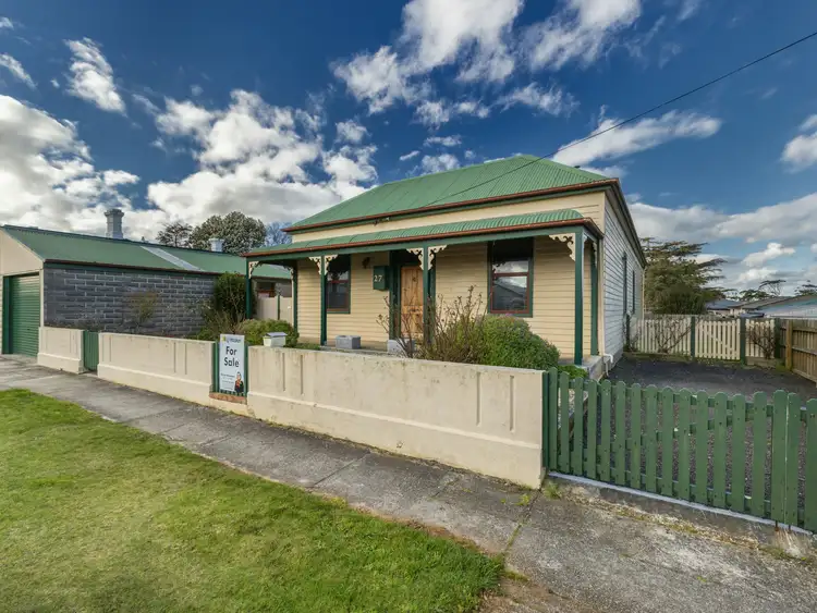 27 Hogg Street, Wynyard TAS 7325