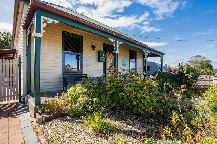 27 Hogg Street, Wynyard TAS 7325