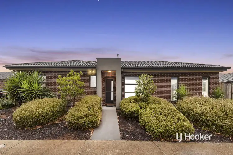 10/84 Albert Drive, Melton South VIC 3338
