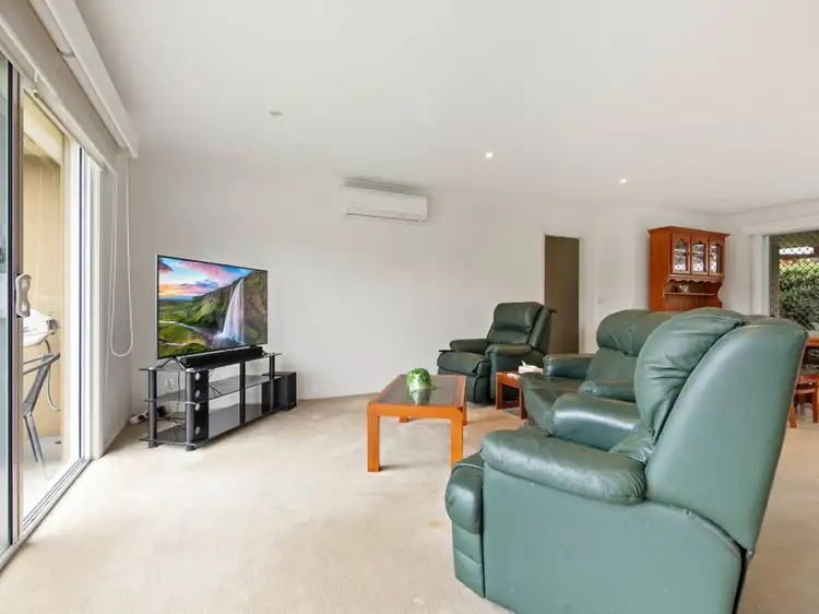 Fourth view of Homely unit listing, Unit 4/9-11 Wellington Street, Paynesville VIC 3880