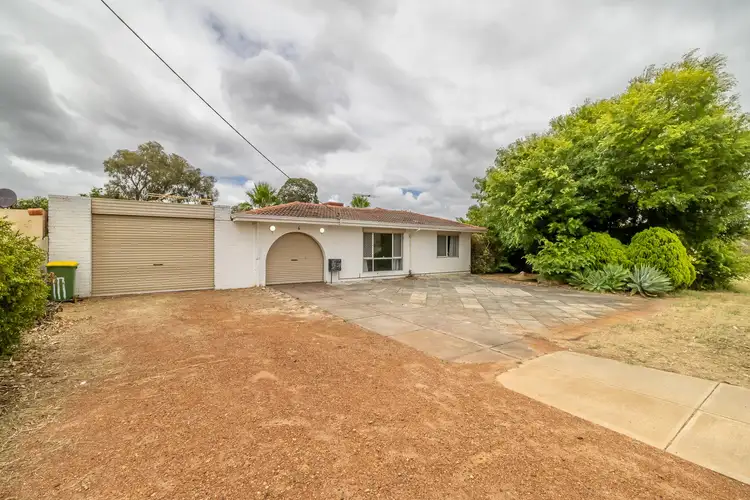 Second view of Homely house listing, 6 Stott Close, Armadale WA 6112