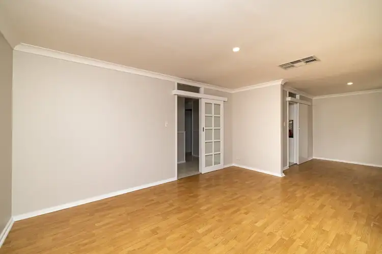 Sixth view of Homely house listing, 6 Stott Close, Armadale WA 6112