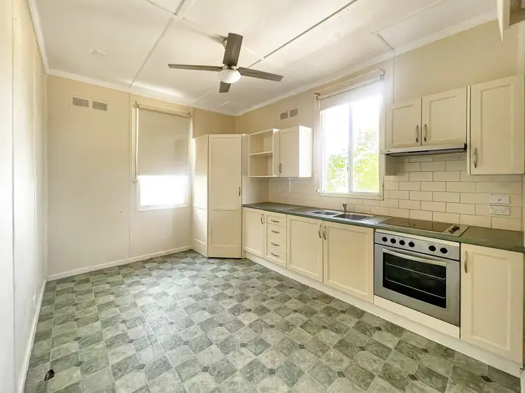 Fourth view of Homely house listing, 275 Knox Street, Broken Hill NSW 2880