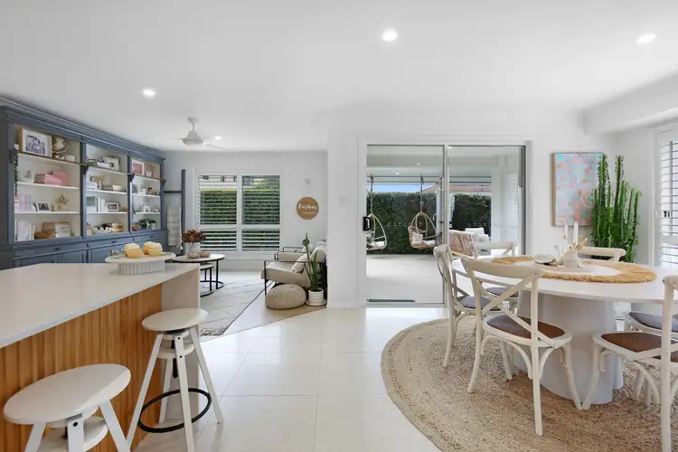 2 Callaway Court