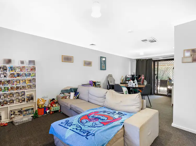 Sixth view of Homely house listing, 9 Eliot Close, Parmelia WA 6167