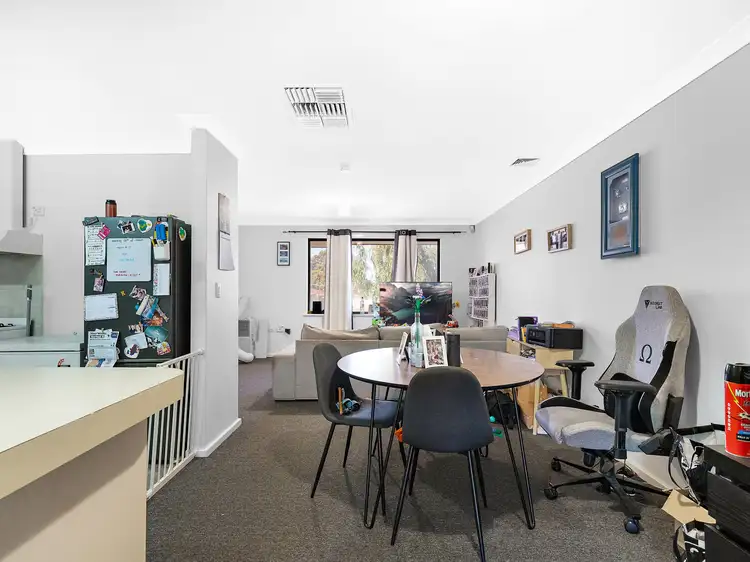 Seventh view of Homely house listing, 9 Eliot Close, Parmelia WA 6167