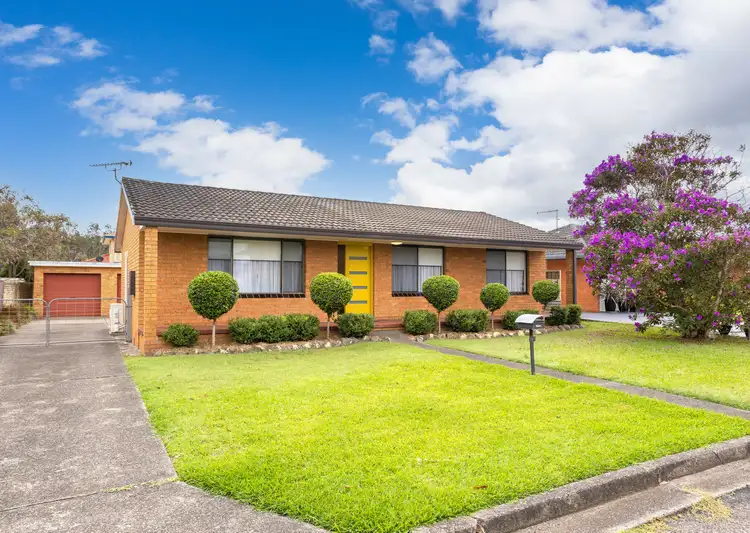 8 Bungulla Close