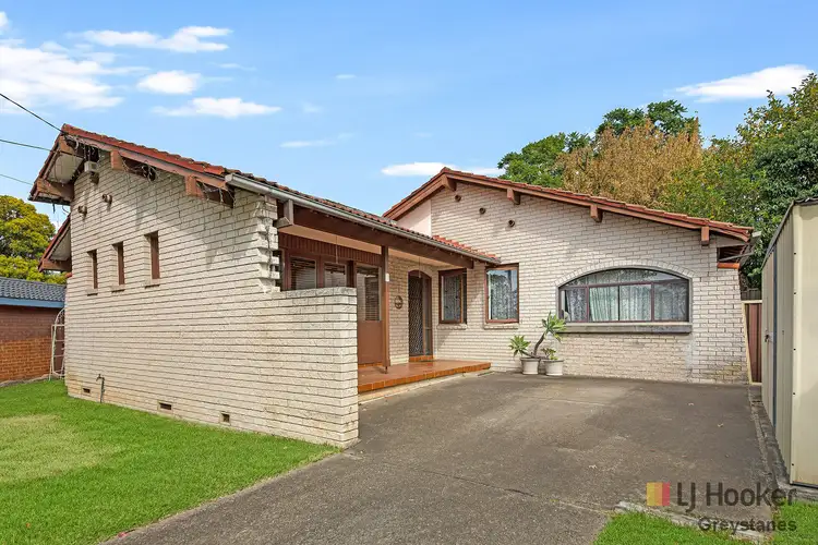 8 Colo Place, Greystanes NSW 2145