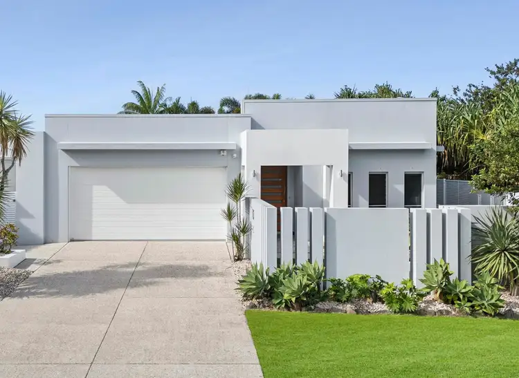 55 Baywater Drive, Twin Waters QLD 4564