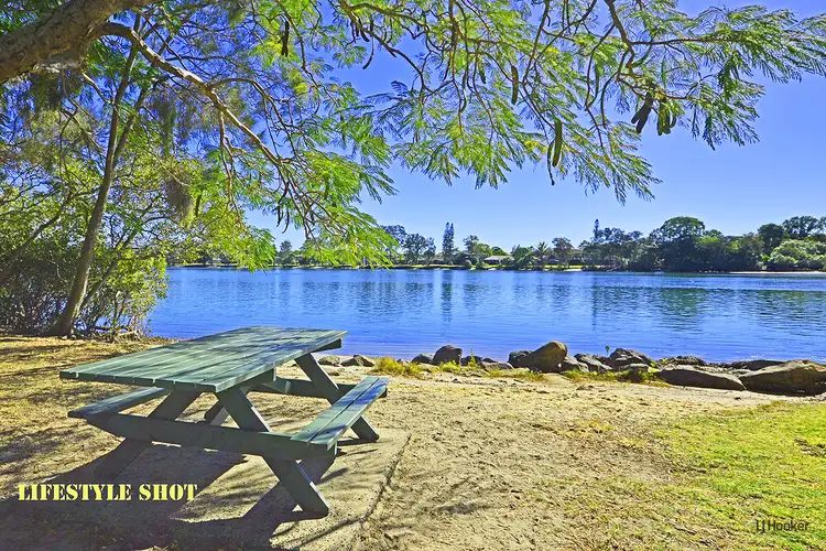 120 Dry Dock Road, Tweed Heads South NSW 2486