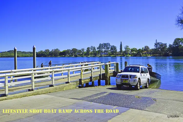 120 Dry Dock Road, Tweed Heads South NSW 2486
