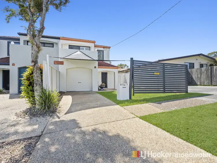 2/7 Brookside Road, Labrador QLD 4215