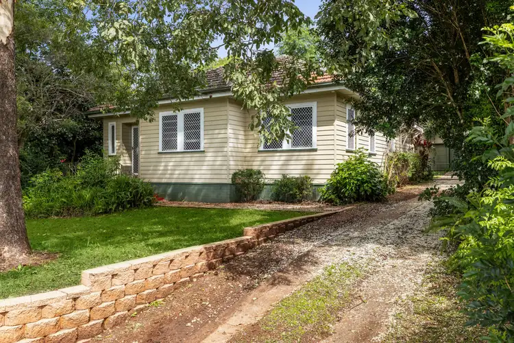26a Seaton Street, South Toowoomba QLD 4350