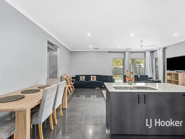 Sixth view of Homely house listing, 18 Bonanni Circuit, Ross NT 873
