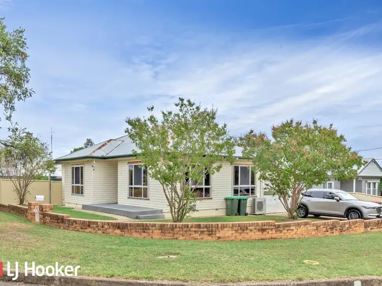 1 Dilley Street, West Tamworth NSW 2340