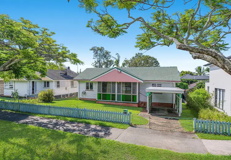 22 Dahlia Street, Cannon Hill QLD 4170