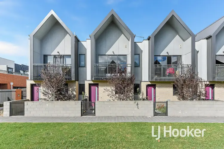 Main view of Homely townhouse listing, 14 Ripplebrook Walk, Pakenham VIC 3810