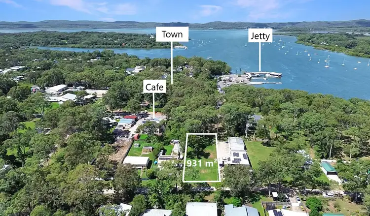 18 Cliff Terrace, Macleay Island QLD 4184