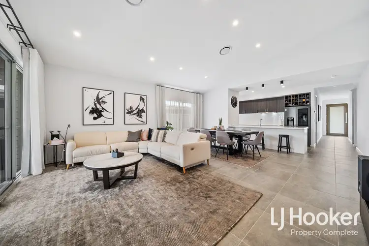 7 Snowdonia Crescent, Yarrabilba QLD 4207