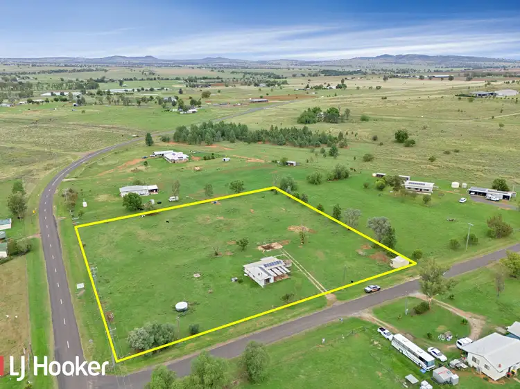 2 Mckeon Avenue, Manilla NSW 2346