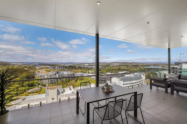 1614/240 Bunda Street, City ACT 2601