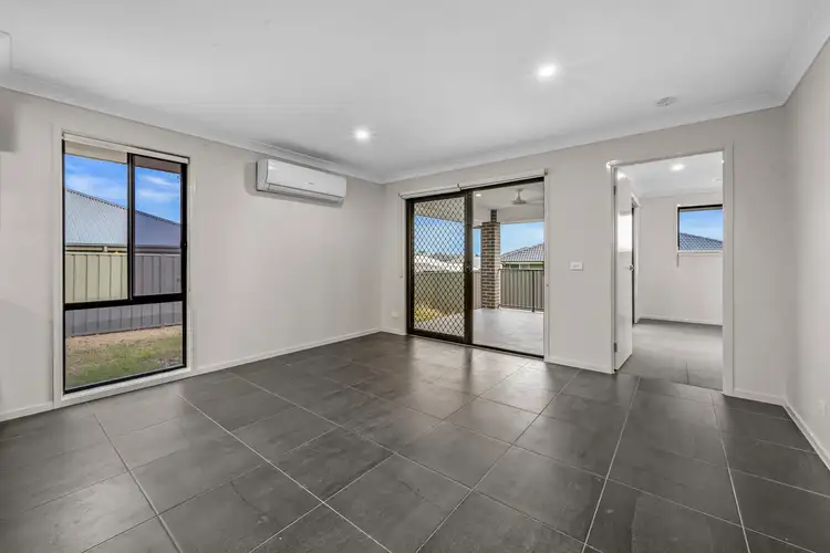 Fifth view of Homely house listing, 6 Tanzanite Street, Rutherford NSW 2320
