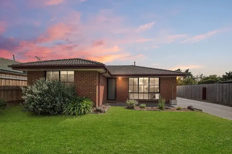 26 Barrington Drive, Pakenham VIC 3810